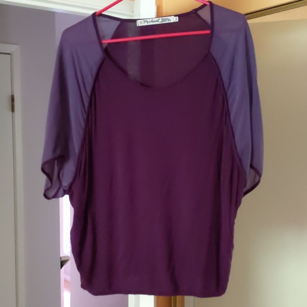 Elbow sleeve silk scoop neck top